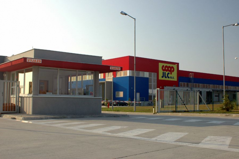 Priemyselné stavby / Logistický areál COOP JLC - foto