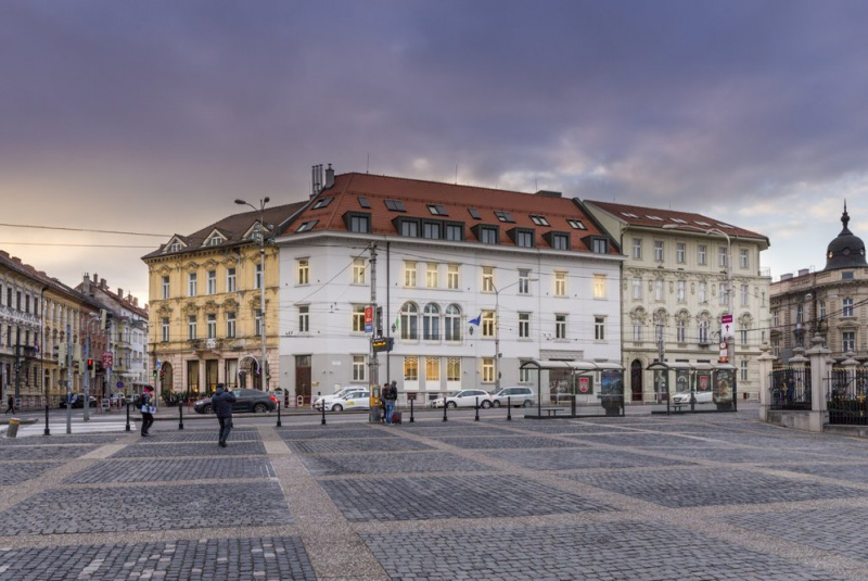 Občianske budovy / Štefánikova - realizácia - foto