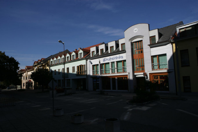 Bytové stavby / Polyfunkčná budova VOX - foto