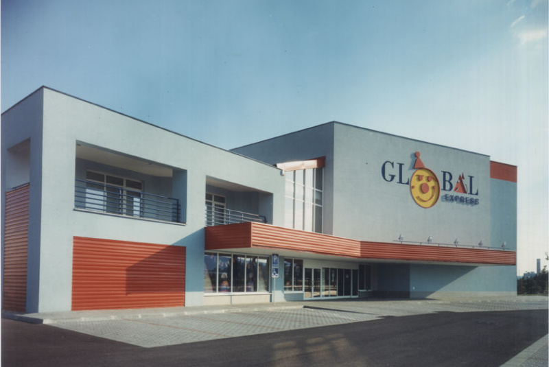 Obchodné stavby / Veľkoobchod GLOBAL EXPRESS - foto Obchodné stavby / Veľkoobchod GLOBAL EXPRESS - foto