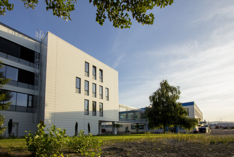 Občianske budovy / Administratívna budova NAY - Bratislava - foto Občianske budovy / Administratívna budova NAY - Bratislava - foto